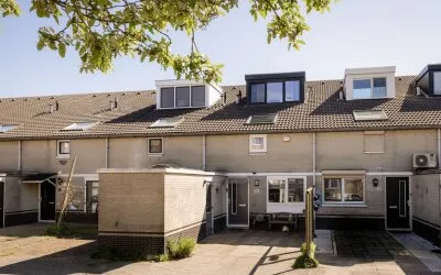 Tussenwoning te koop: Freule Wttewaalpad 19, De Eendracht Amsterdam