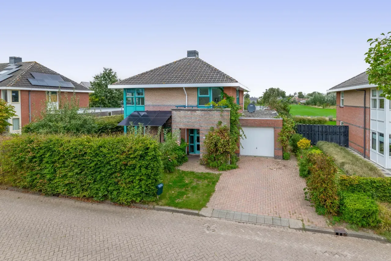 Vrijstaande woning te koop: Freulestrjitte 24, Driezum