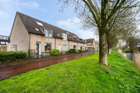 Hoekwoning te koop: Frida Katz-erf 232, Aletta Jacobs-erf en omgeving Dordrecht