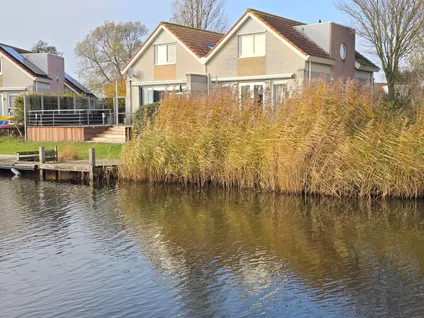 Twee-onder-één-kap te koop: Friesche Vlaak 11, Idsegahuizum Makkum