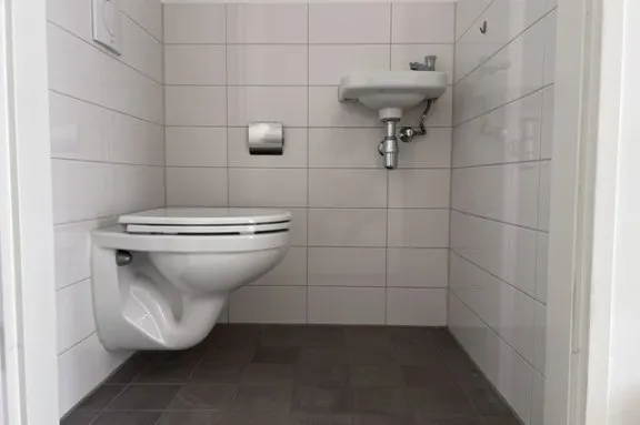 Tussenwoning te huur: Friesestraatweg 205-51, Friesestraatweg Groningen