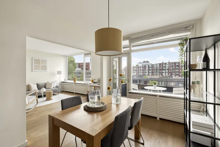 Apartment for sale: Frieslandstraat 141, Gelderlandpleinbuurt Amsterdam