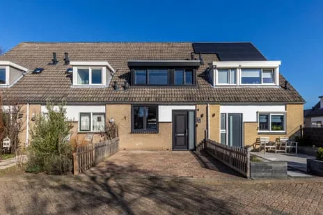Tussenwoning te koop: Frisolaan 29, Poeldijk Noord Poeldijk