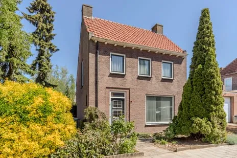 Vrijstaande woning te koop: Frisostraat 2, Zevenbergschen Hoek Zevenbergschen Hoek (Gem. Moerdijk)
