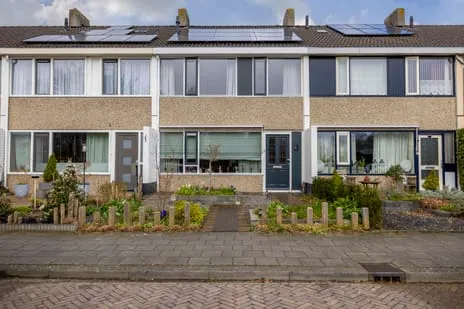 Tussenwoning te koop: Frisostrjitte 23, Kootstertille Kootstertille