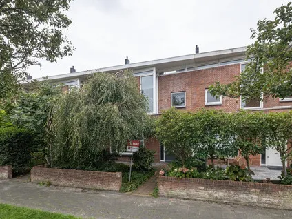 Tussenwoning te huur: Frits Diepenlaan 32, Singels 'S-Gravenhage