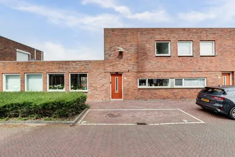 Terraced house for sale: Frits Diepenlaan 68, Singels 'S-Gravenhage