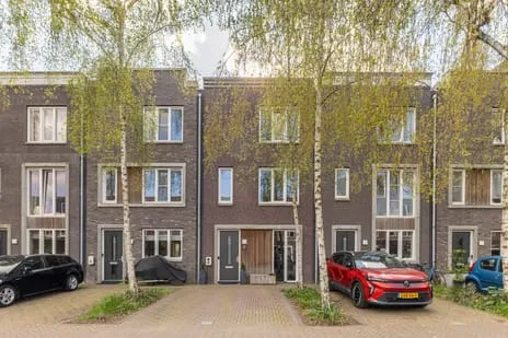 Tussenwoning te koop: Fritz Dietrich Kahlenbergstraat 9A, Theo van Goghparkbuurt Amsterdam