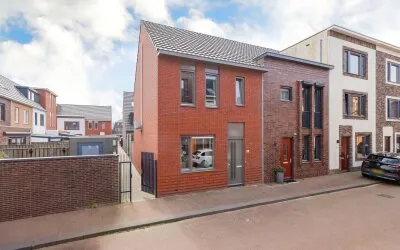Hoekwoning te koop: Frogerstraat 82, Oud-IJmuiden Ijmuiden