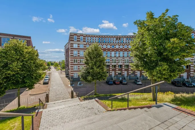 Appartement te koop: Frontonstraat 53, Annabuurt en Suytkade Helmond