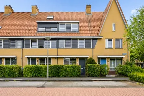 Tussenwoning te koop: Frontoweg 10, Veldhuizen De Meern