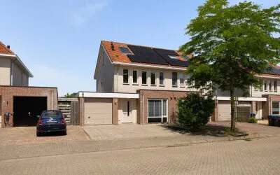 Hoekwoning te koop: Frouwesân 49, Zuiderburen Leeuwarden