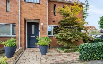 Corner house for sale: Fruitlaan 71, Essellanden Wateringen