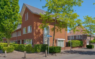 Corner house for sale: Fruitweidestraat 70, Frankhuis Zwolle