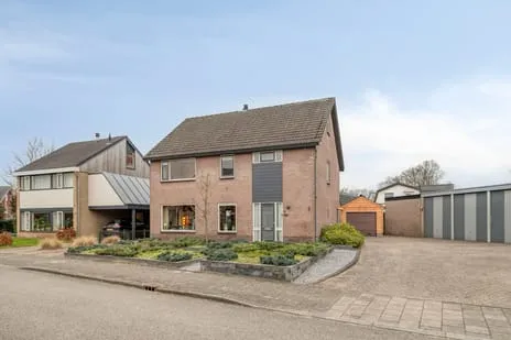 Vrijstaande woning te koop: Fuchsiastraat 2, Heerde Heerde