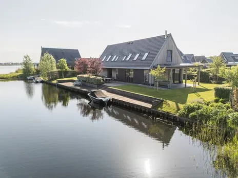 Vrijstaande woning te koop: Futeneiland 10, Meeroevers Meerstad