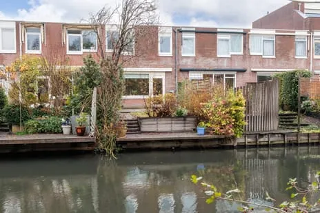 Tussenwoning te koop: Fuutlaan 12, Vogelbuurt-West Delft