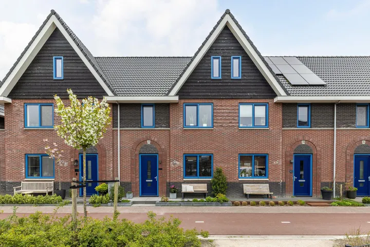 Tussenwoning te koop: Fûgeldyk 27, De Klamp Leeuwarden
