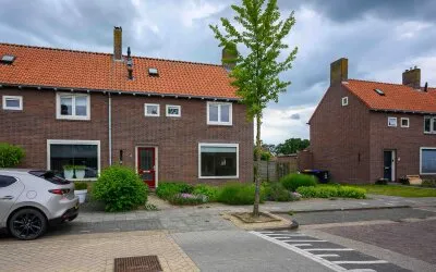Hoekwoning te koop: G.J. Gillotstraat 14, Ens-woonkern Ens