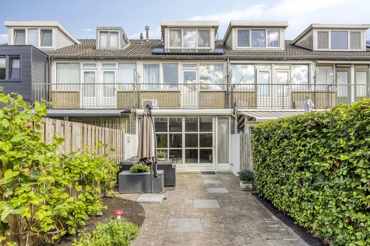 Tussenwoning te koop: G.R. van Kinschotstraat 37, Oudewater