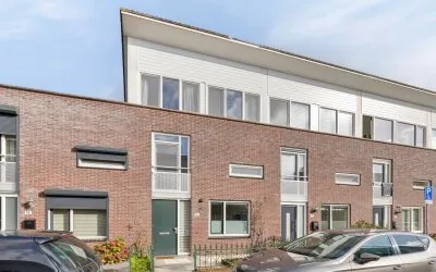Tussenwoning te koop: G.I. Brucestraat 16, Burgemeestersbuurt Deventer