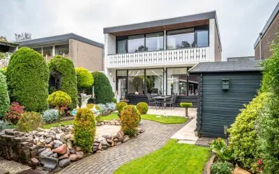 Tussenwoning te koop: G.J. Gillotstraat 66, Ens-woonkern Ens