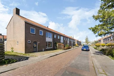 Hoekwoning te koop: Gabbemastraat 2, Bolsward
