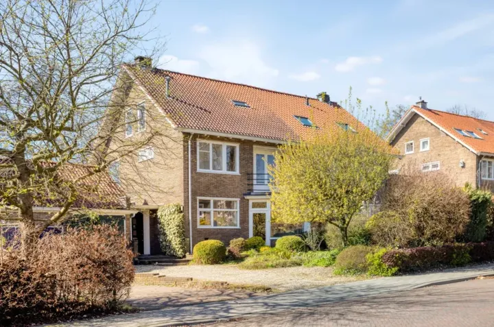 Tussenwoning te koop: Gabriëlstraat 29, Arnhem