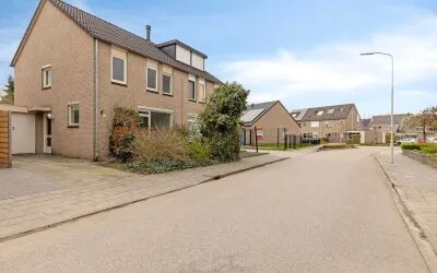 Tussenwoning te koop: Gabriëlstraat 47, West Duiven