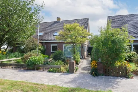 Twee-onder-één-kap te koop: Galeihof 5, Harlingen