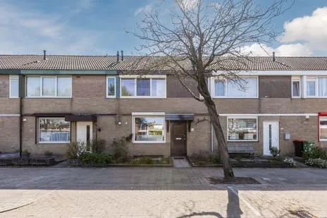 Tussenwoning te koop: Galenuslaan 18, Warande-Oost Bergen Op Zoom