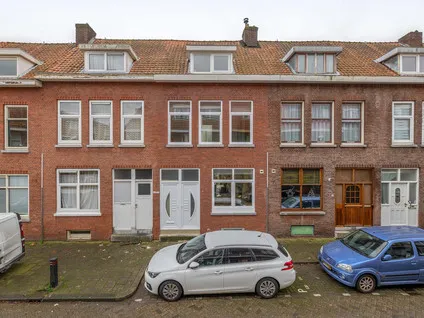 Tussenwoning te koop: Galileistraat 73, Marconibuurt Schiedam