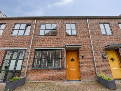 Tussenwoning te koop: Galjoenerf 3, Hoogvenne West Tilburg