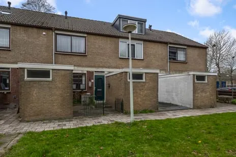 Tussenwoning te koop: Galjoenstraat 7, Peldersveld West Zaandam
