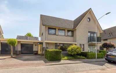 Tussenwoning te koop: Galmheuvel 23, Heuveleind Best