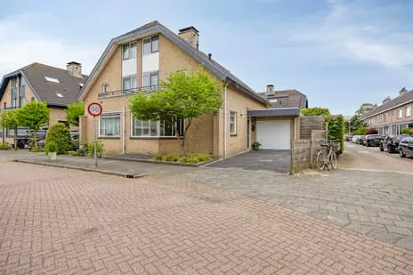 Hoekwoning te koop: Gandhiweg 27, Vrijheidsbuurt Gouda