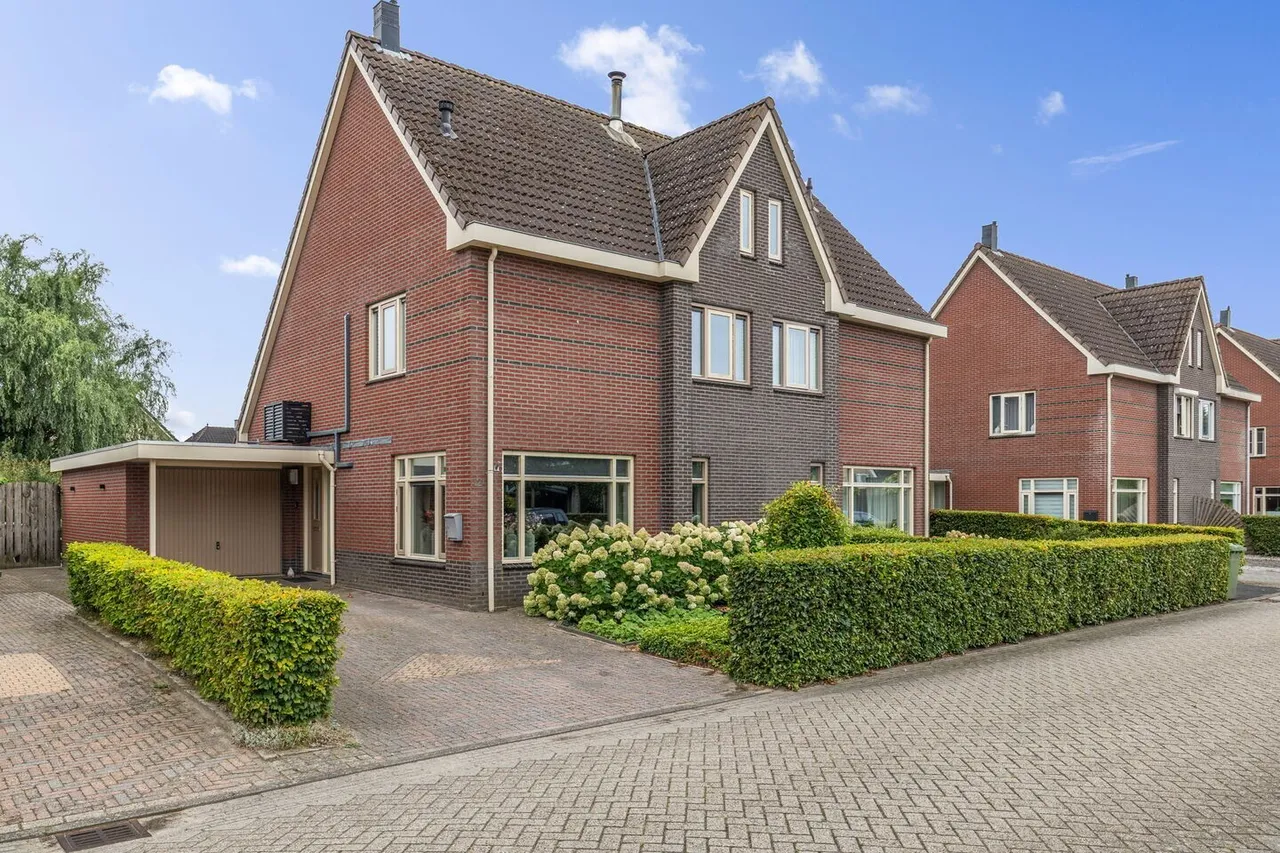 Twee-onder-één-kap te koop: Gangboord 12, Nieuw-Amsterdam