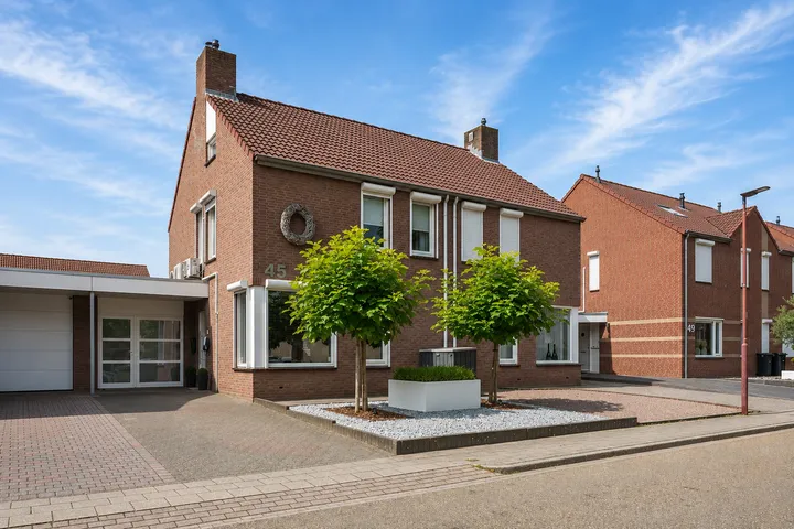 Tussenwoning te koop: Gank 45, Parkheide Landgraaf