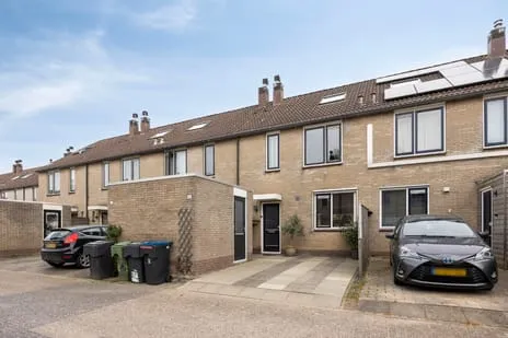 Tussenwoning te koop: Ganzebloem 11, Cellesbroek Kampen