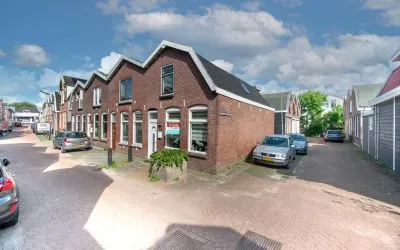Corner house for sale: Ganzenwerfstraat 25, Prins Hendrikbuurt Zaandam