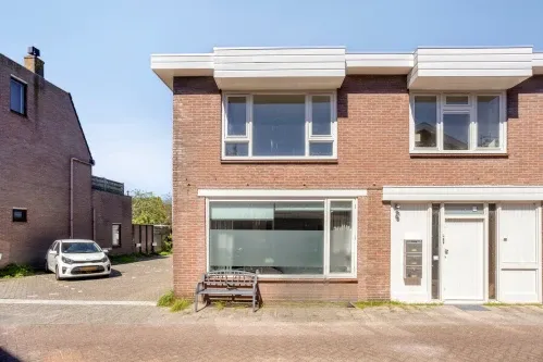 Hoekwoning te koop: Ganzenwerfstraat 6, Prins Hendrikbuurt Zaandam