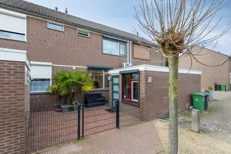 Tussenwoning te koop: Ganzepeppel 50, 's-Heerenberg, oostelijke uitbreiding 'S-Heerenberg