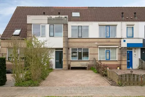 Tussenwoning te koop: Ganzerik 22, Passewaaij-Noord-Oost Tiel