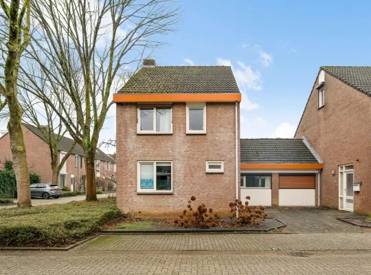 Twee-onder-één-kap te koop: Ganzerikweerd 14, Heugem Maastricht