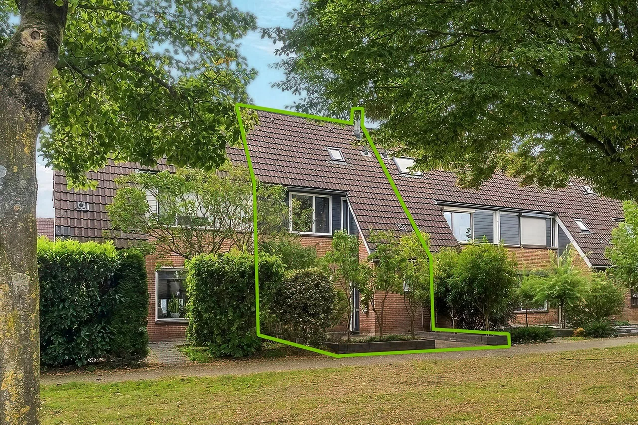 Tussenwoning te koop: Ganzewei 11, Elst (Ge)