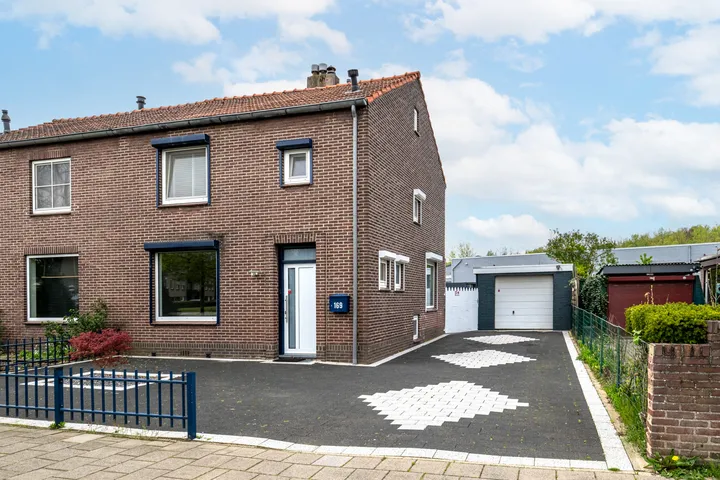 Hoekwoning te koop: Ganzeweide 169, Heerlerheide Kom Heerlen