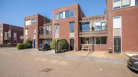 Tussenwoning te koop: Garenboom 49, Ootmarsumsestraat en omgeving Almelo