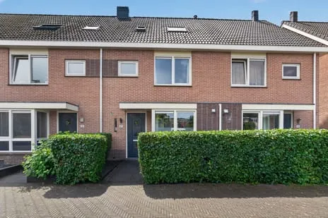 Tussenwoning te koop: Garsteland 37, Ermelo - Centrum Ermelo