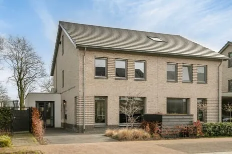 Twee-onder-één-kap te koop: Garve 28, Groote Hoeven Someren