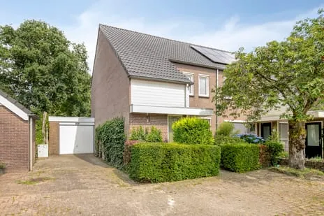 Corner house for sale: Gascognehof 42, Achtse Barrier-Gunterslaer Eindhoven